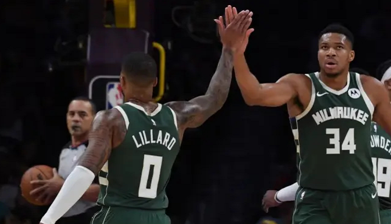  字母哥nba首秀 